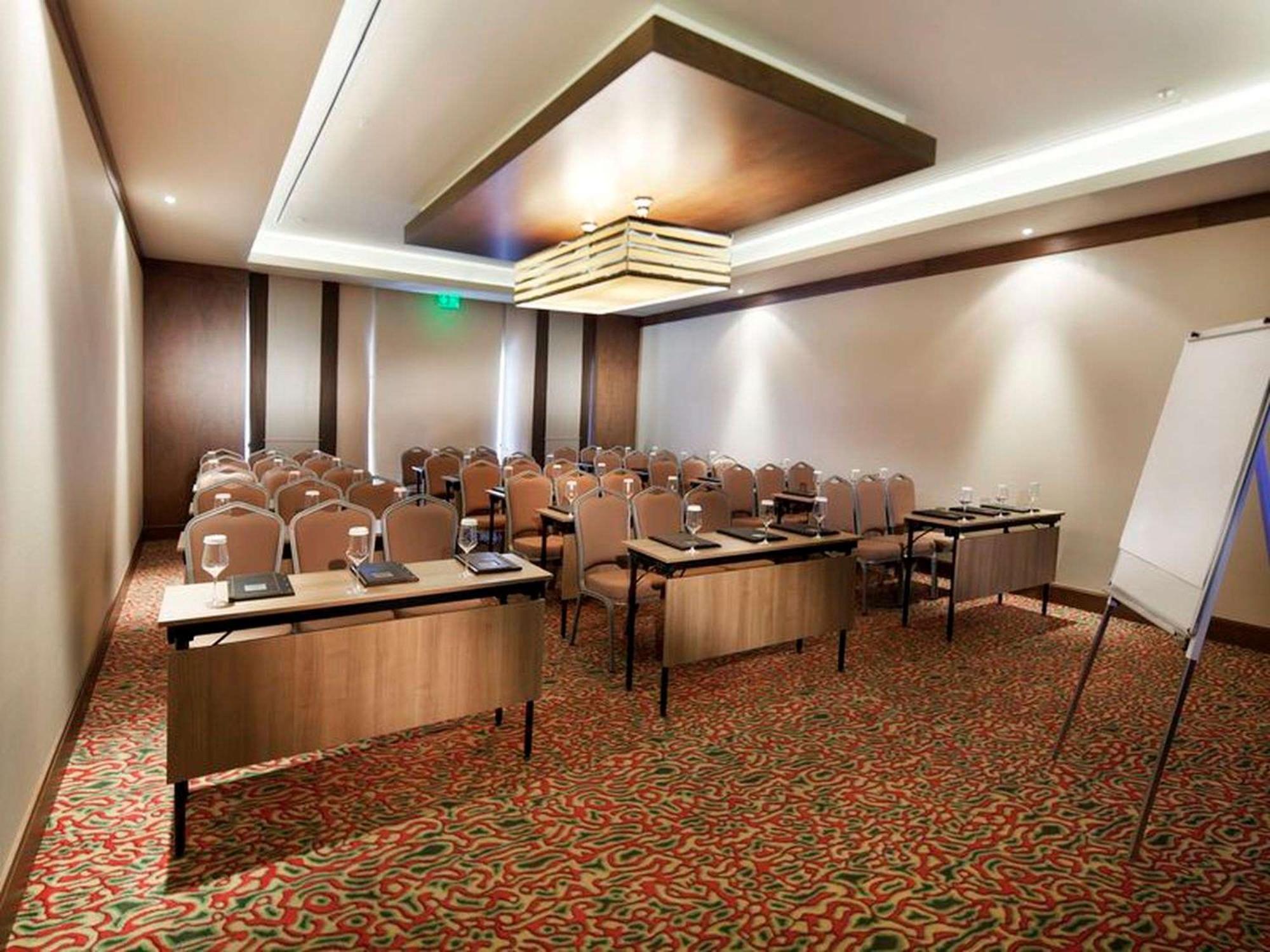 Doubletree By Hilton Avanos Cappadocia Экстерьер фото